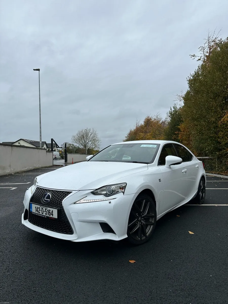 New NCT Lexus IS 300H F-Sport - Image 3