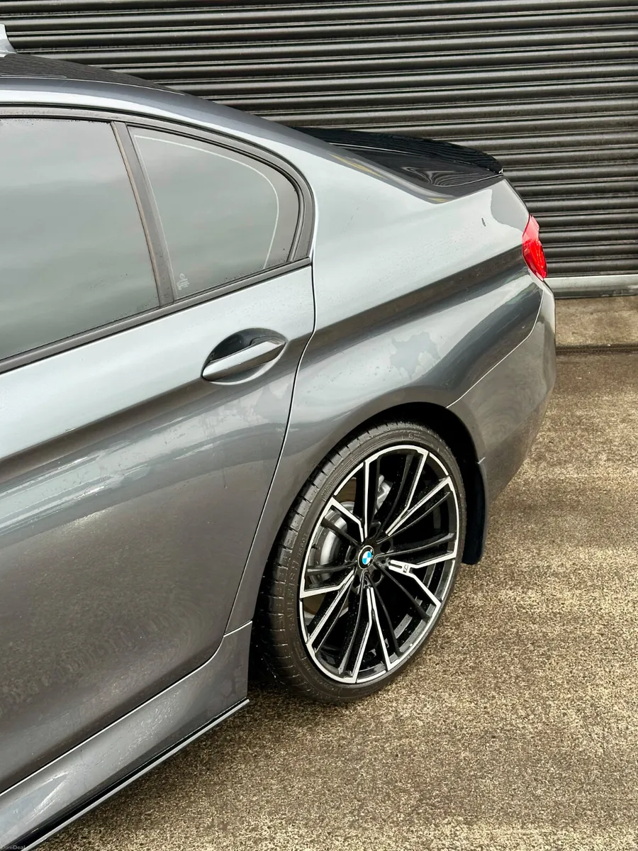 2016 BMW 520D AUTO M SPORT MPERFORMANCE - Image 3