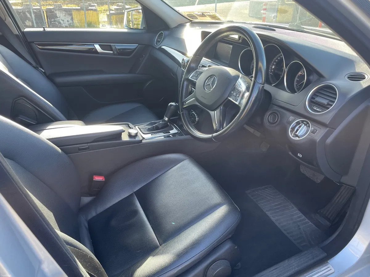 Mercedes-Benz C-Class 2013 - Image 4