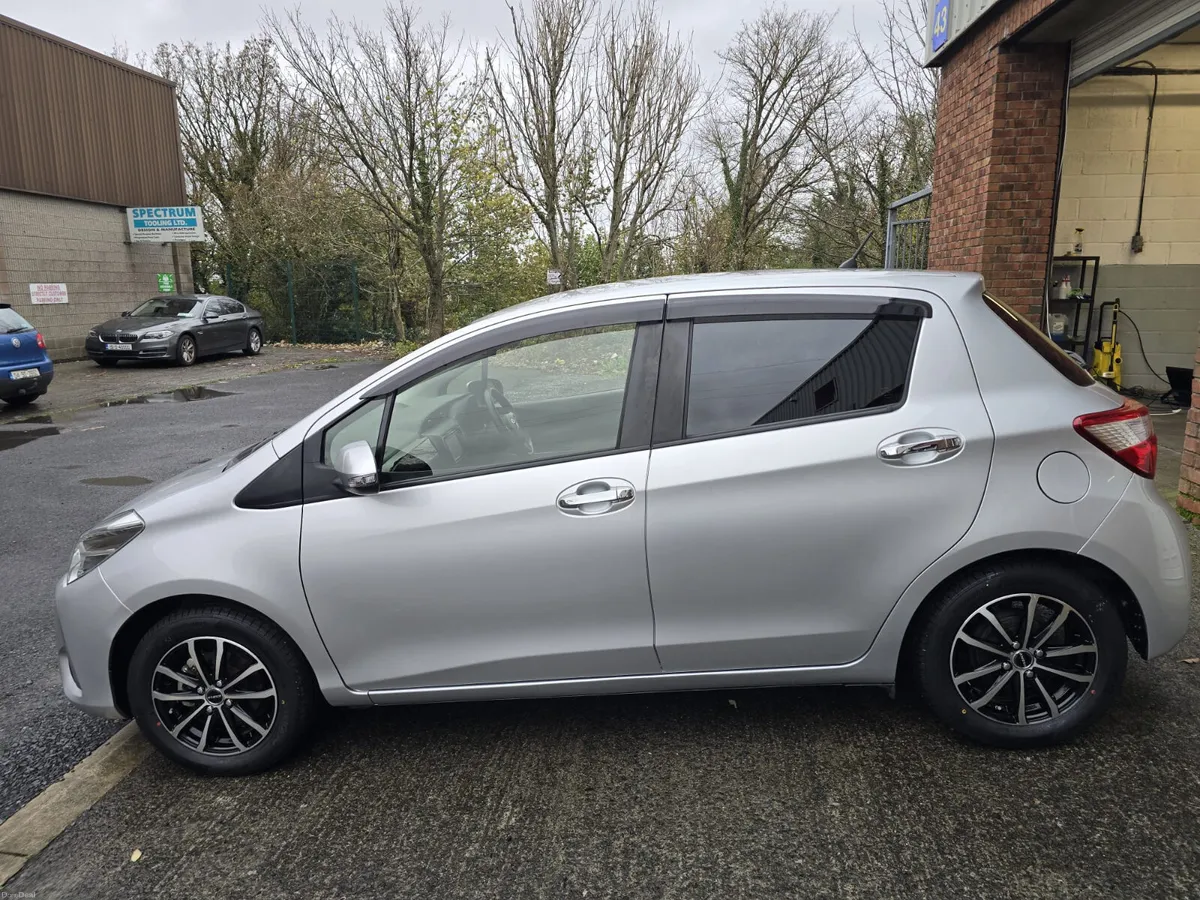 Toyota Vitz 1.0L 2019 - Image 4