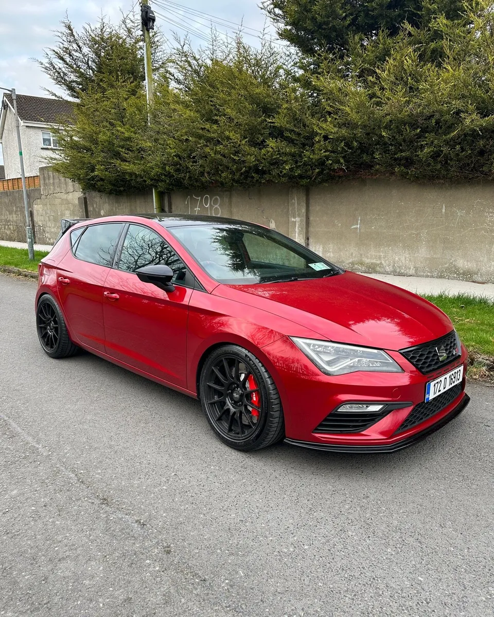 Seat Leon Cupra 300 - Image 2