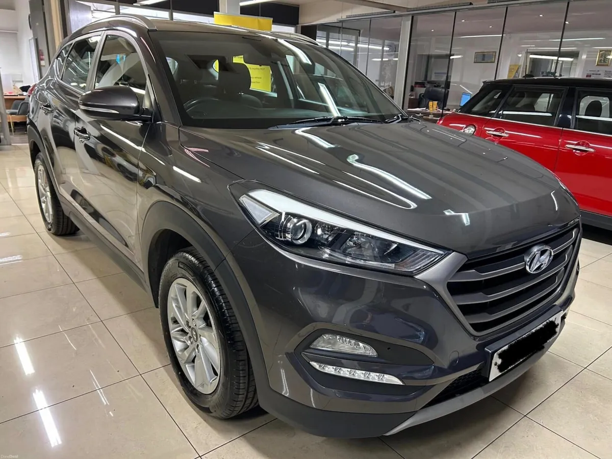 SEPT 2017 HYUNDAI TUCSON 1.7 CRDI SE NAV HIGH SPEC - Image 2