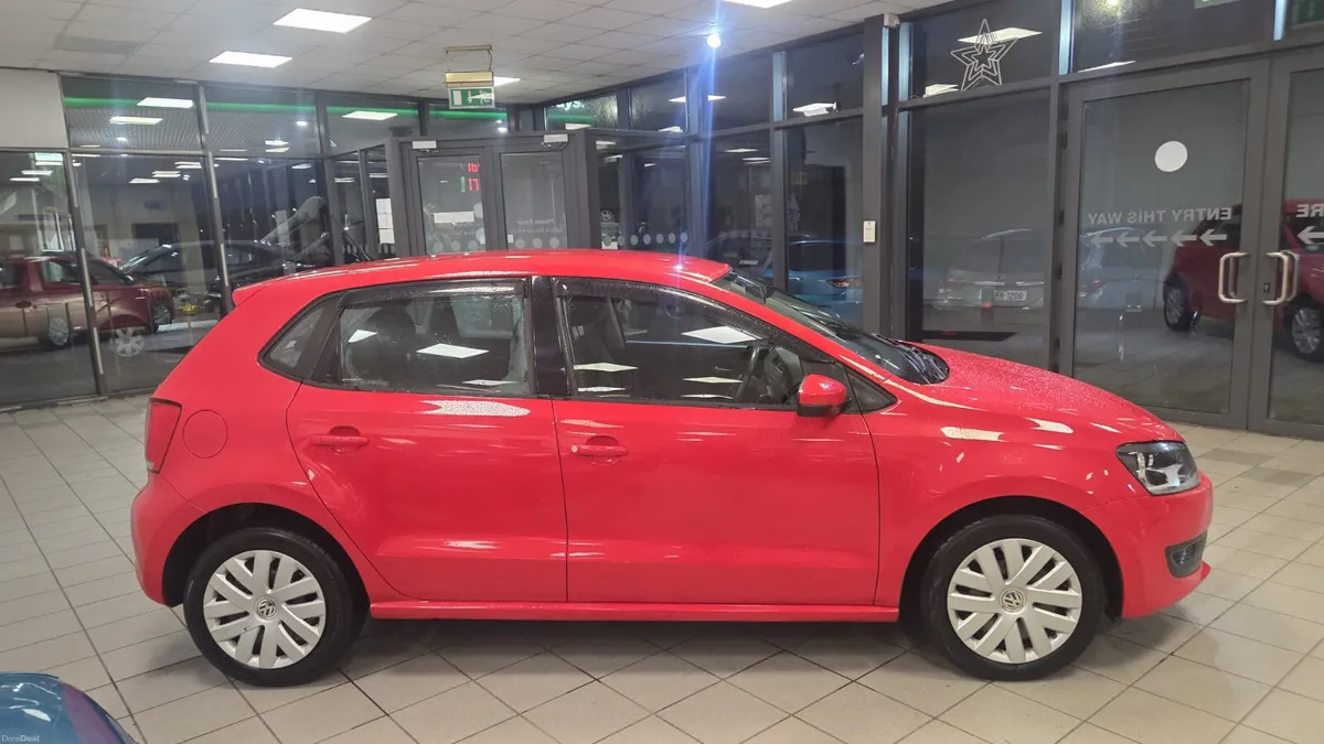 Volkswagen Polo - AUTOMATIC - SPOTLESS - Image 4