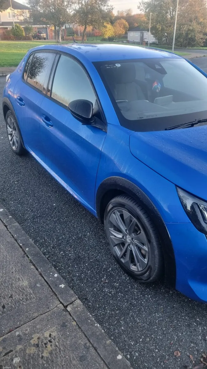 Peugeot 208 2022 - Image 2