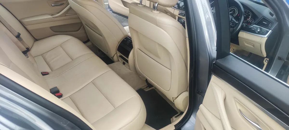 BMW 5-Series 2014 Grey metalic - Image 3