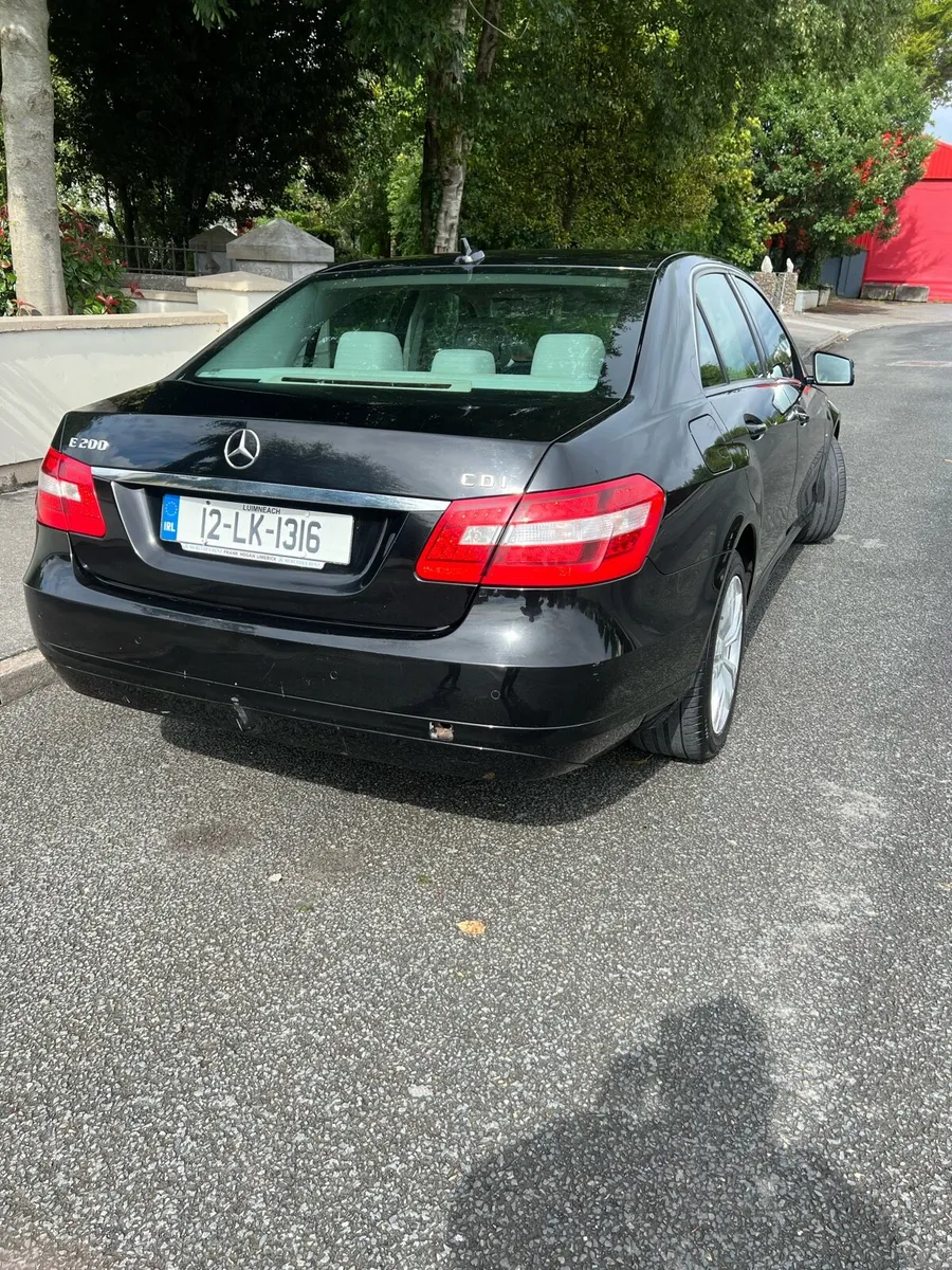 E class 200cdi 4100€💶💶 - Image 3