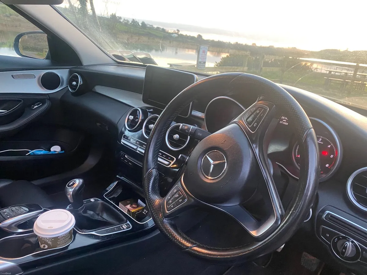 Mercedes-Benz C-Class 2015 Sports - Image 4