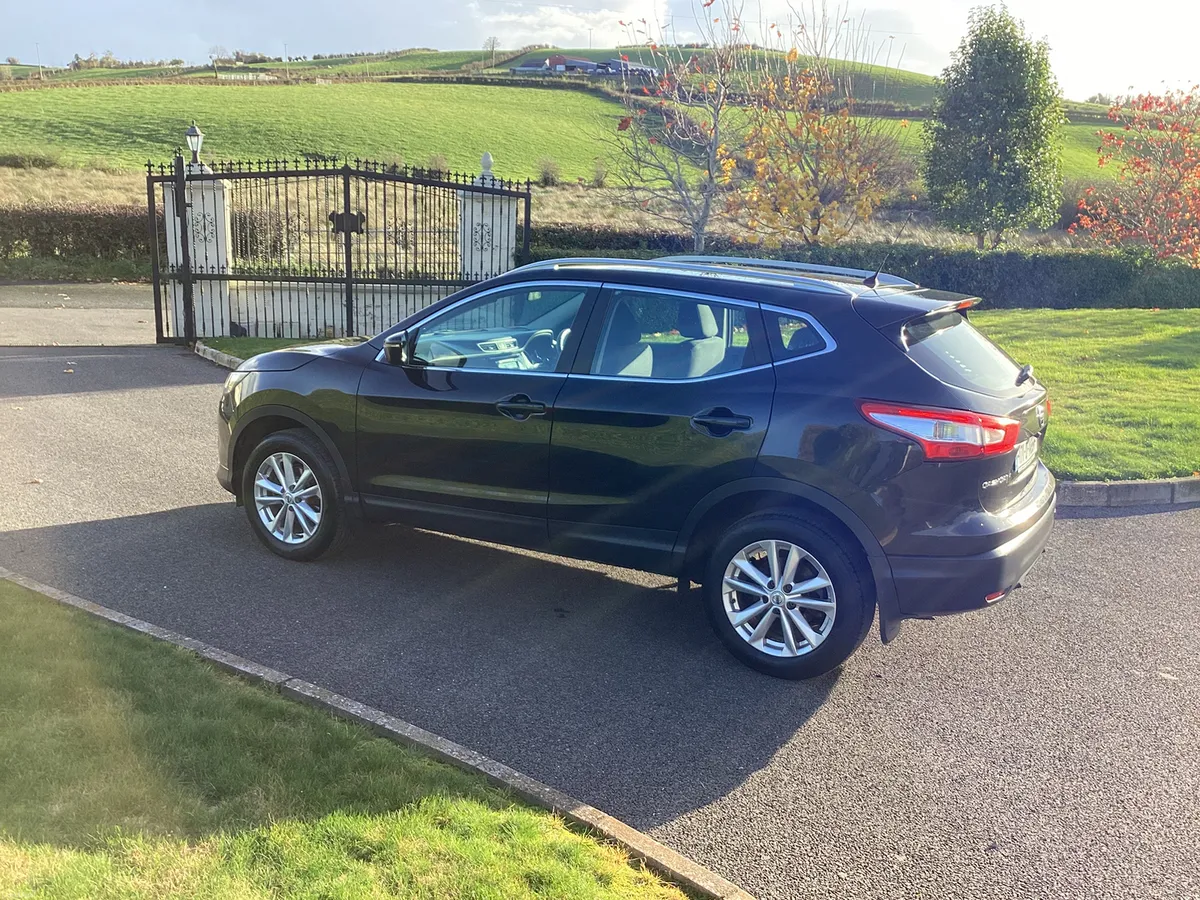 2017 Nissan Qashqai Diesel - Image 4