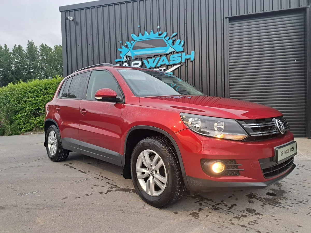 2012 Volkswagen Tiguan TDI - Image 2