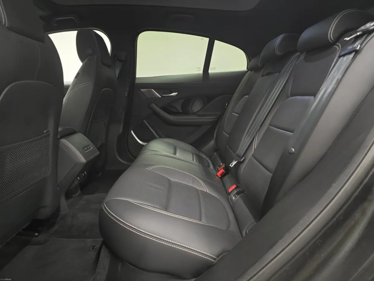 Jaguar I-PACE Estate Special Editions HSE Black - Image 4