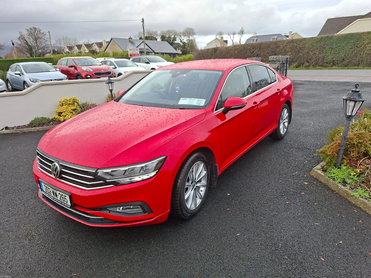 Volkswagen Passat 2020 - Image 3
