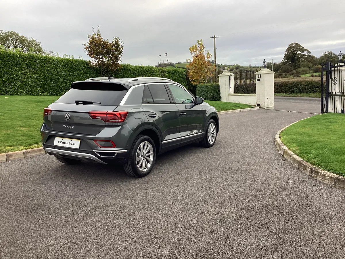 2023 Volkswagen T Roc Diesel SUV Manual - Image 6