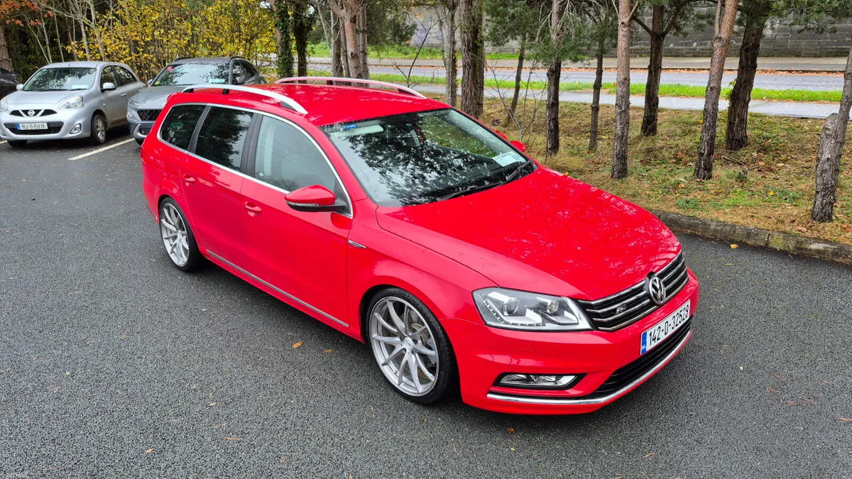 Vw Passat  1.4 TSI R -LINE AUTO LOW KM - Image 3