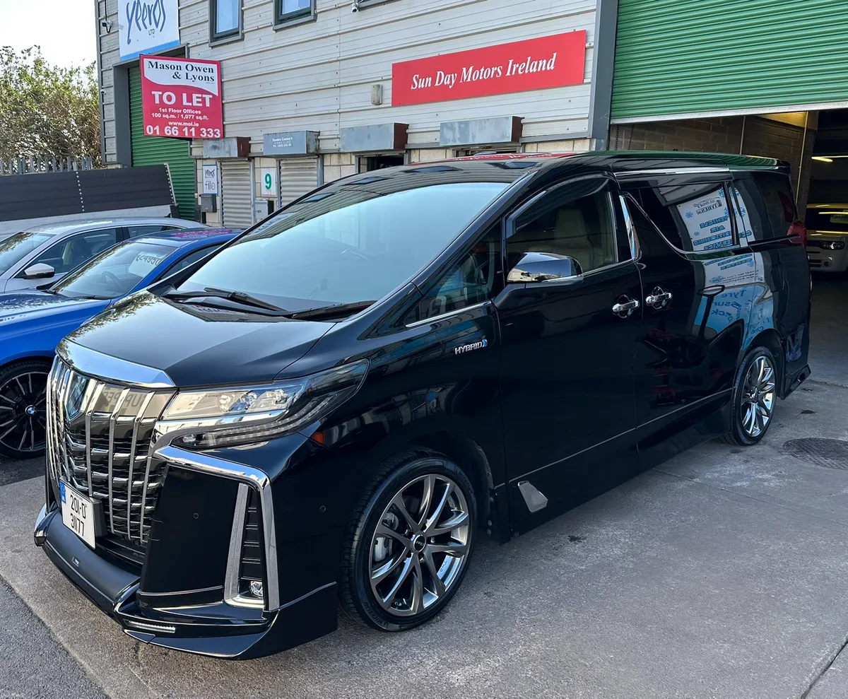 2020 Toyota Alphard executive lounge - Image 1
