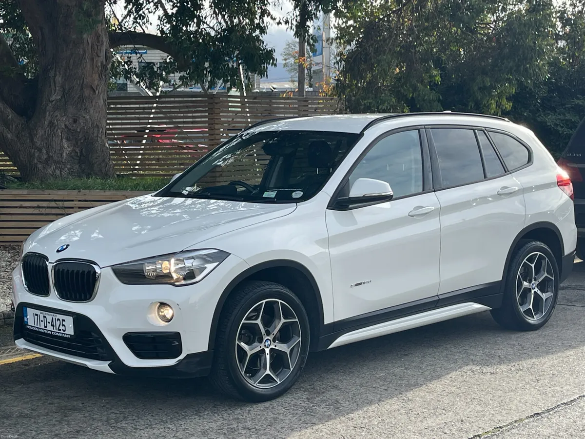 2017 BMW X1..LOW MILES..2 KEYS..LEATHER SEATS - Image 3
