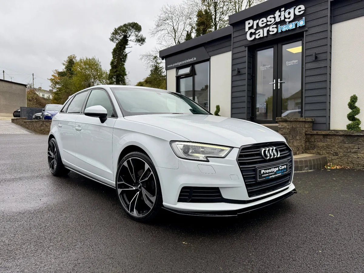 191 AUDI A3 1.6 TDI SE TECHNIK,BODY KIT,P/SENSORS - Image 3