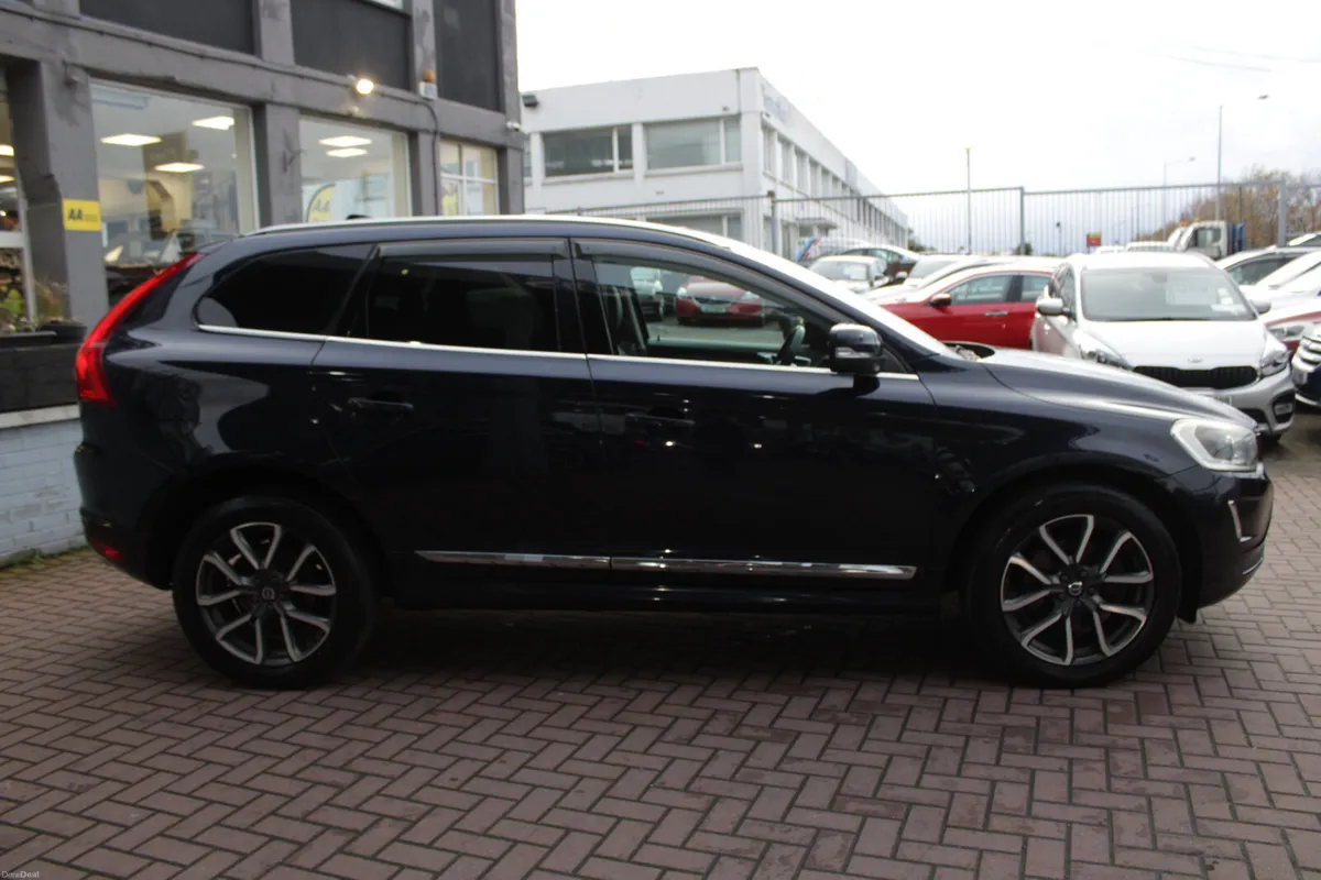 2.0D4 CLASSIC LUXURY EDITION 5DR ESTATE AUTO // PA - Image 3