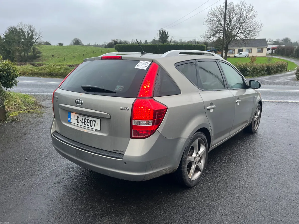 Kia Ceed 2011 - Image 4