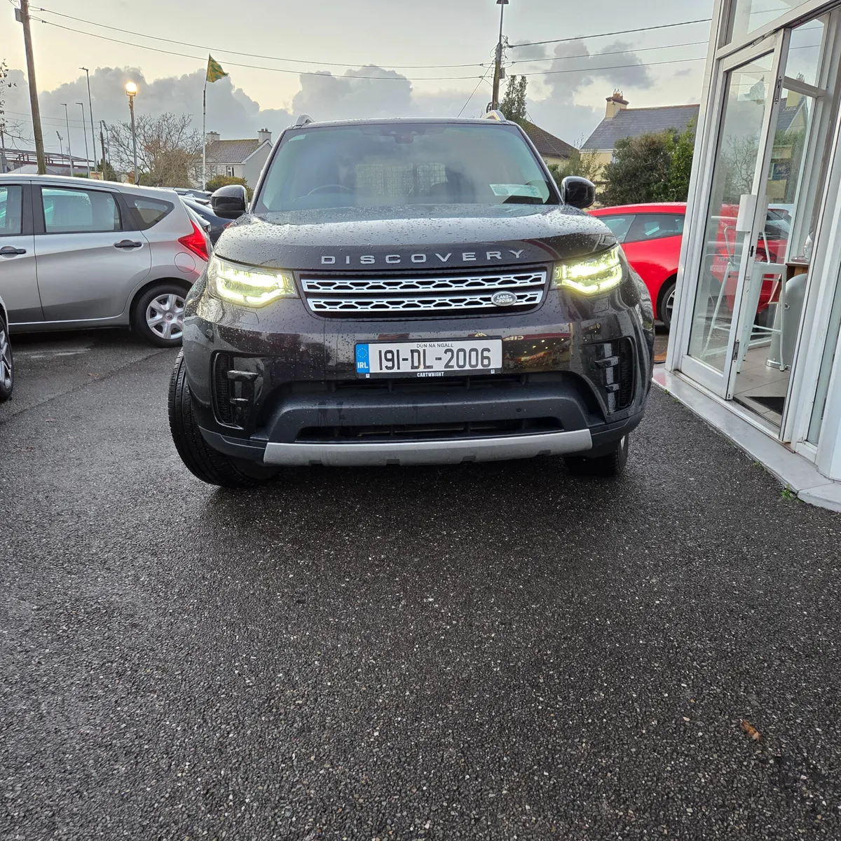Land Rover Discovery HSE Com 2019 3.0 - Image 2
