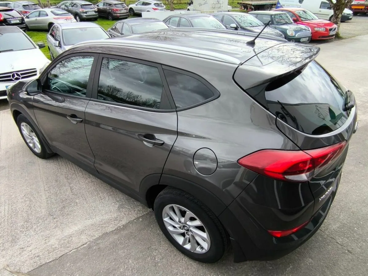 Hyundai Tucson 1.7 D Comfort Plus - Image 5