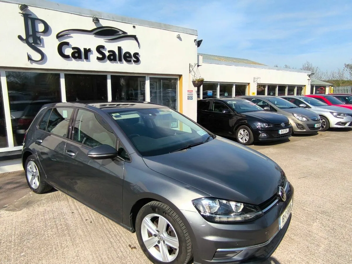Volkswagen Golf 1.6 TDI 5DR 115HP Trendline DSG - Image 1