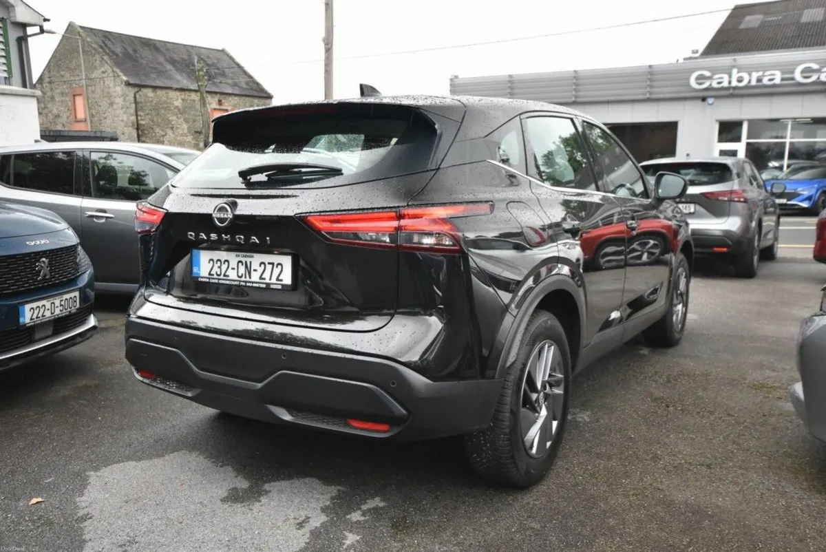 Nissan Qashqai 1.3 MILD HYBRID SV - Image 2