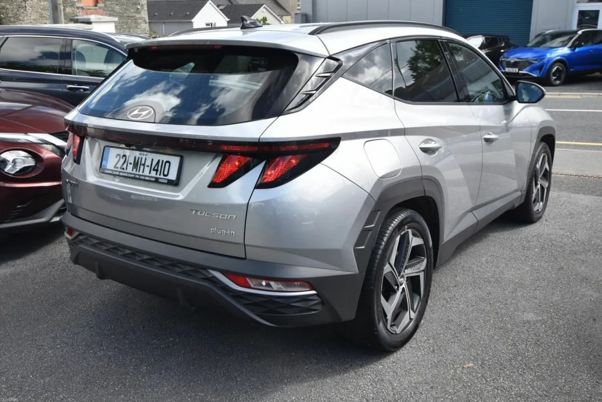 Hyundai Tucson 4WD Executive PHEV Auto - Image 4