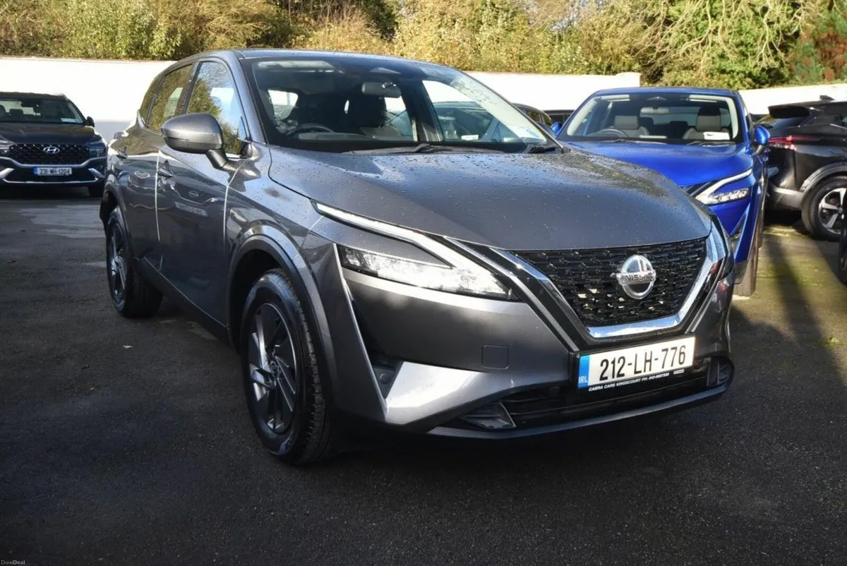 Nissan Qashqai 1.3 PET MILD HYBRID SV - Image 1