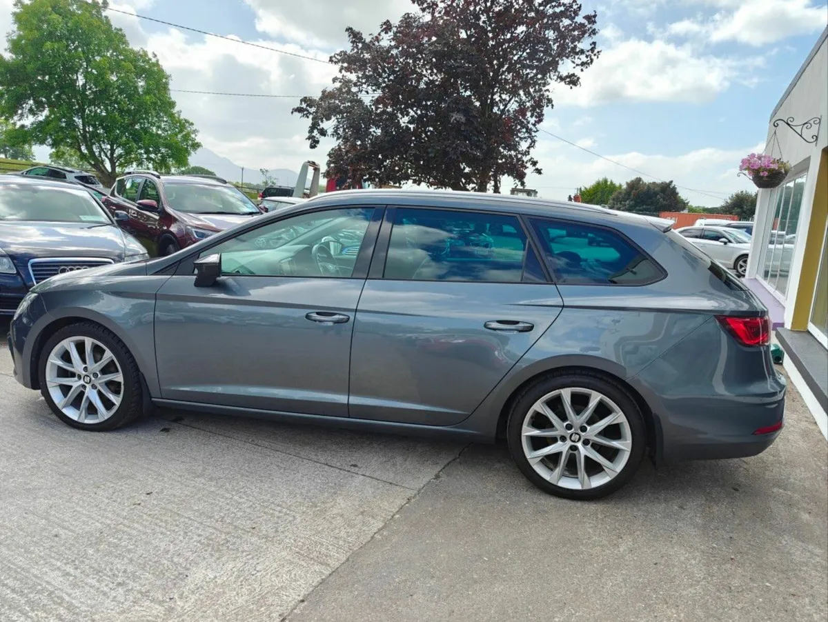 SEAT Leon 2.0TDI 150HP FR Tourer - Image 3