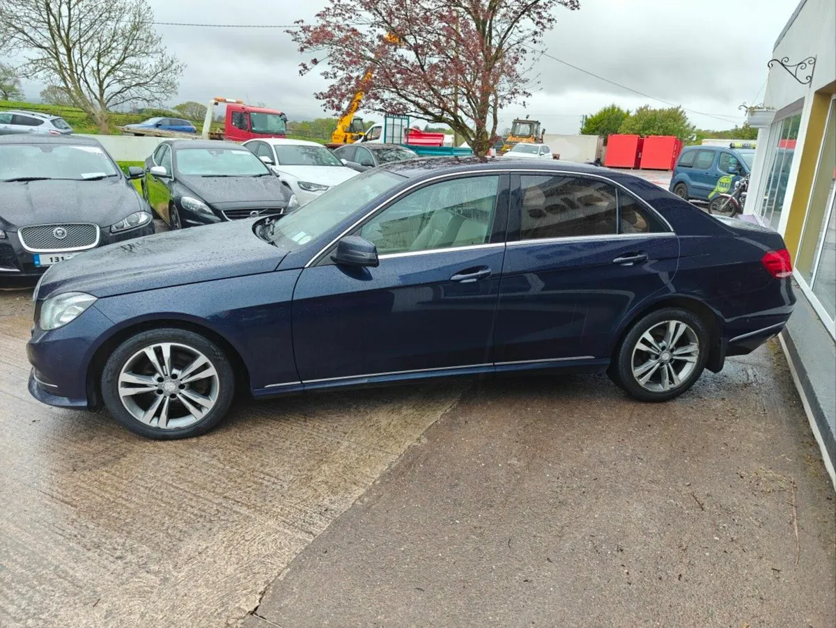 Mercedes-Benz E-Class E 200 CDI ELEGANCE AUTO - Image 3