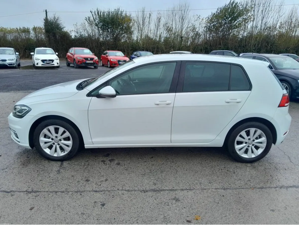 Volkswagen Golf 1.2 High Line Automatic 5 Door. Po - Image 2