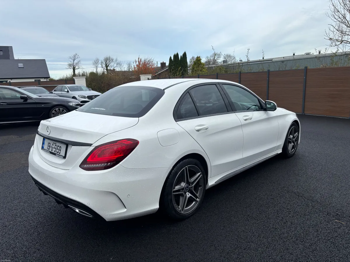 Mercedes-Benz C220d AMG Automatic 2019 - Image 2