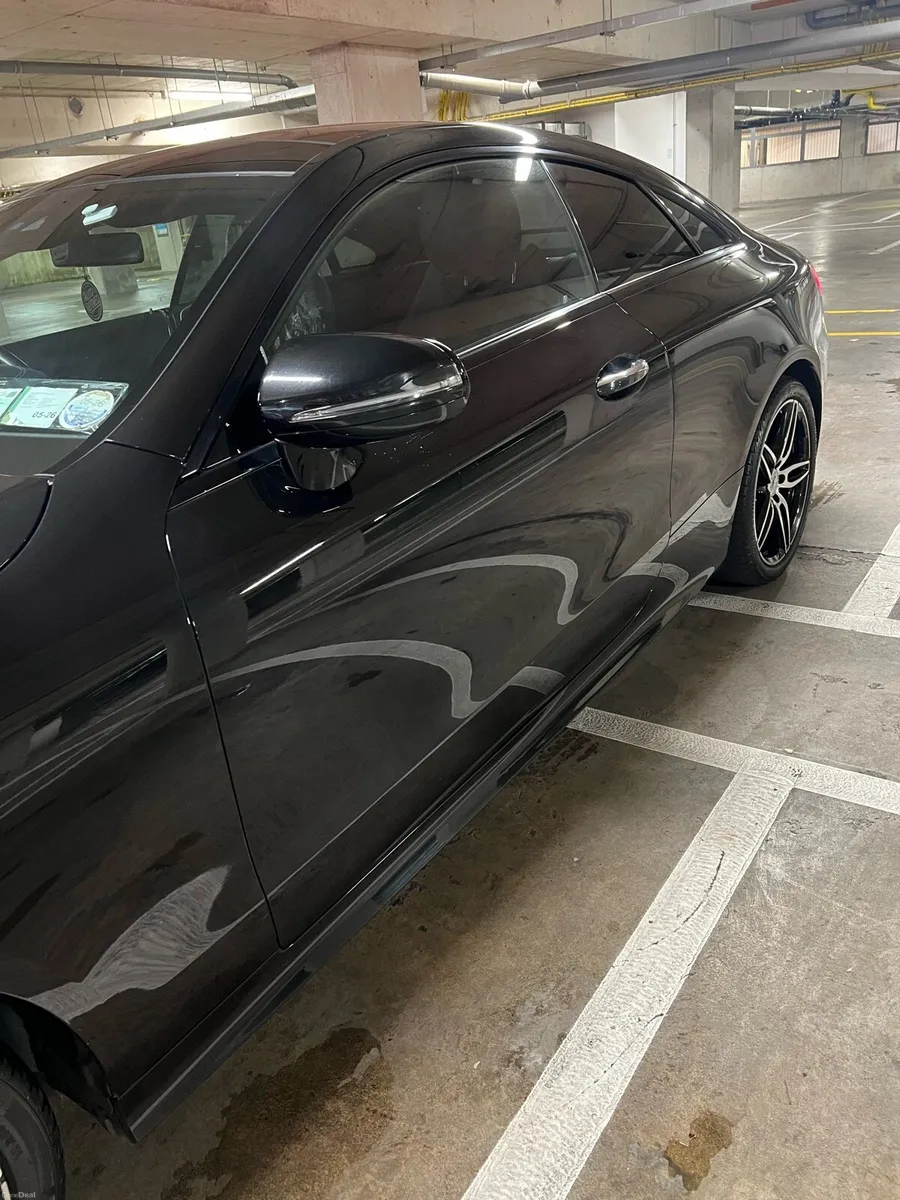 Mercedes E220D Coupe AMG Premium Plus PAN ROOF - Image 4