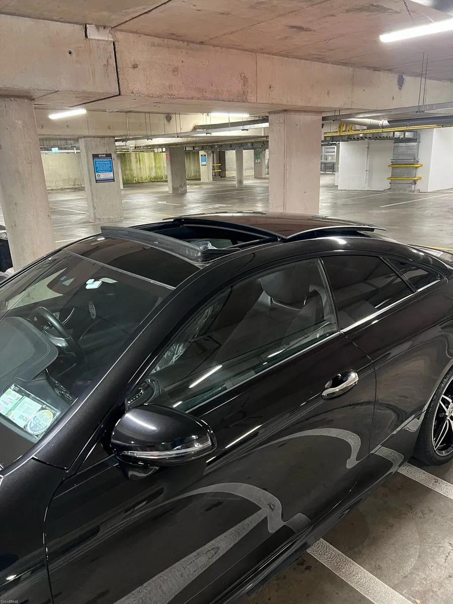 Mercedes E220D Coupe AMG Premium Plus PAN ROOF - Image 6
