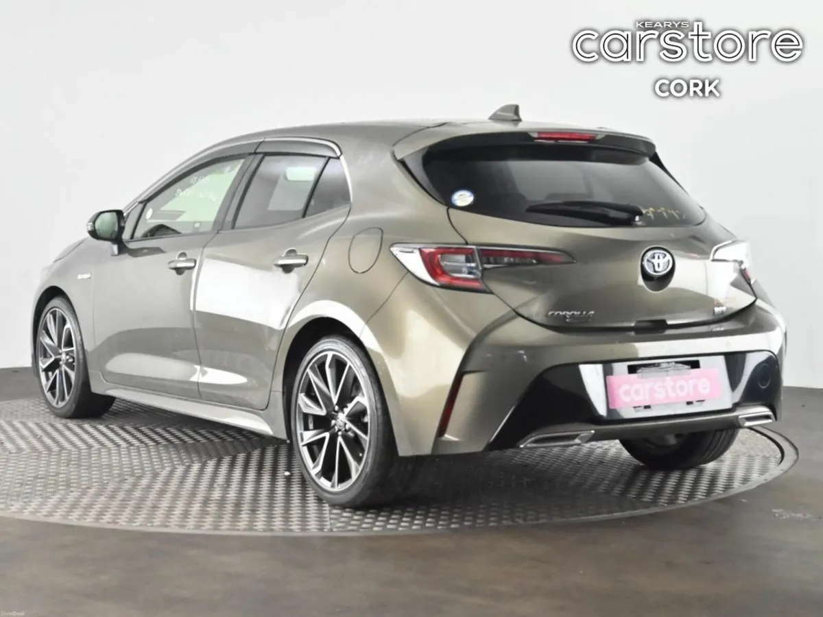 Toyota Corolla 1.8 Hybrid Auto - Image 4