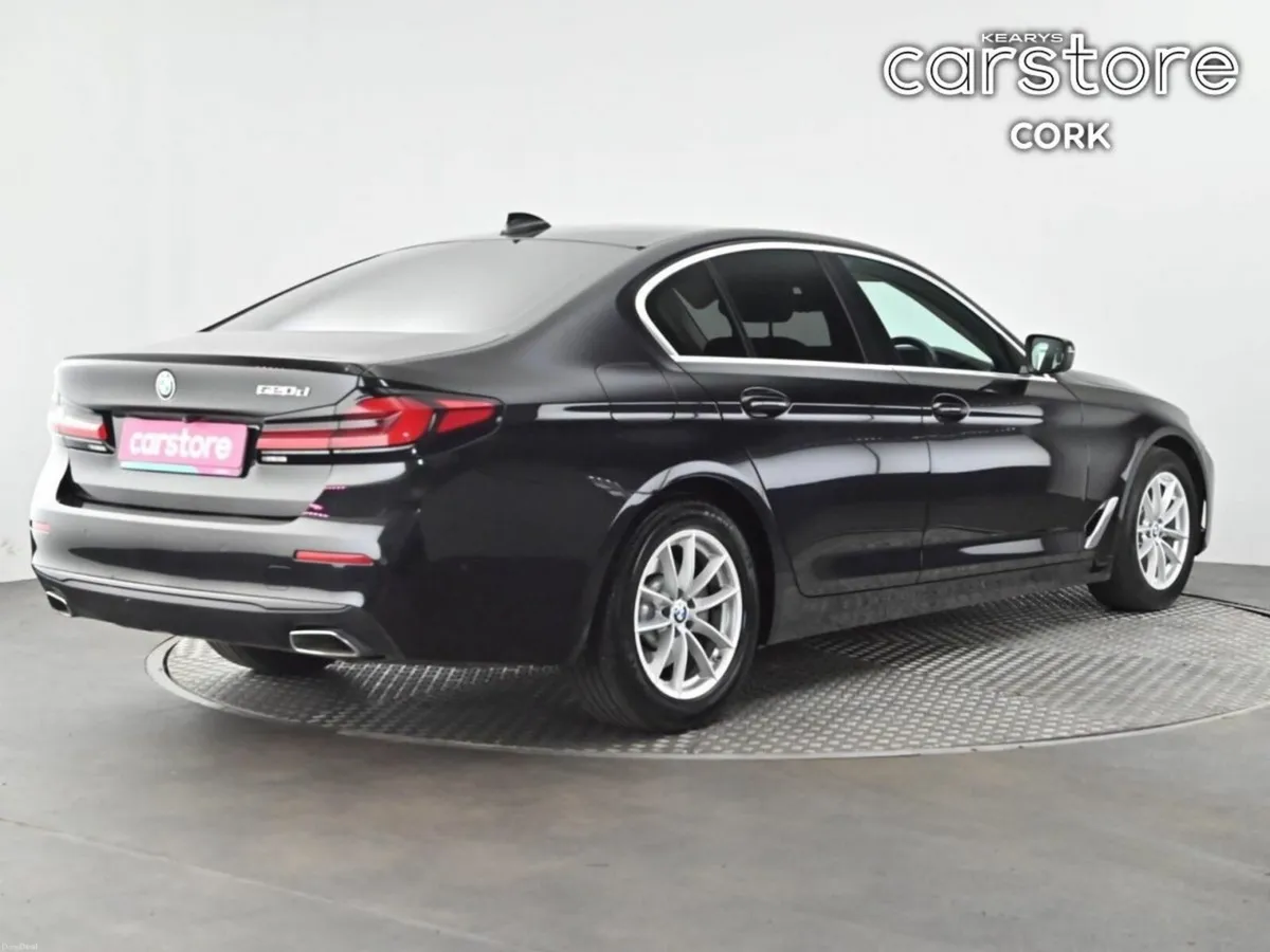 BMW 5-Series 520d SE (MHT) - Image 5