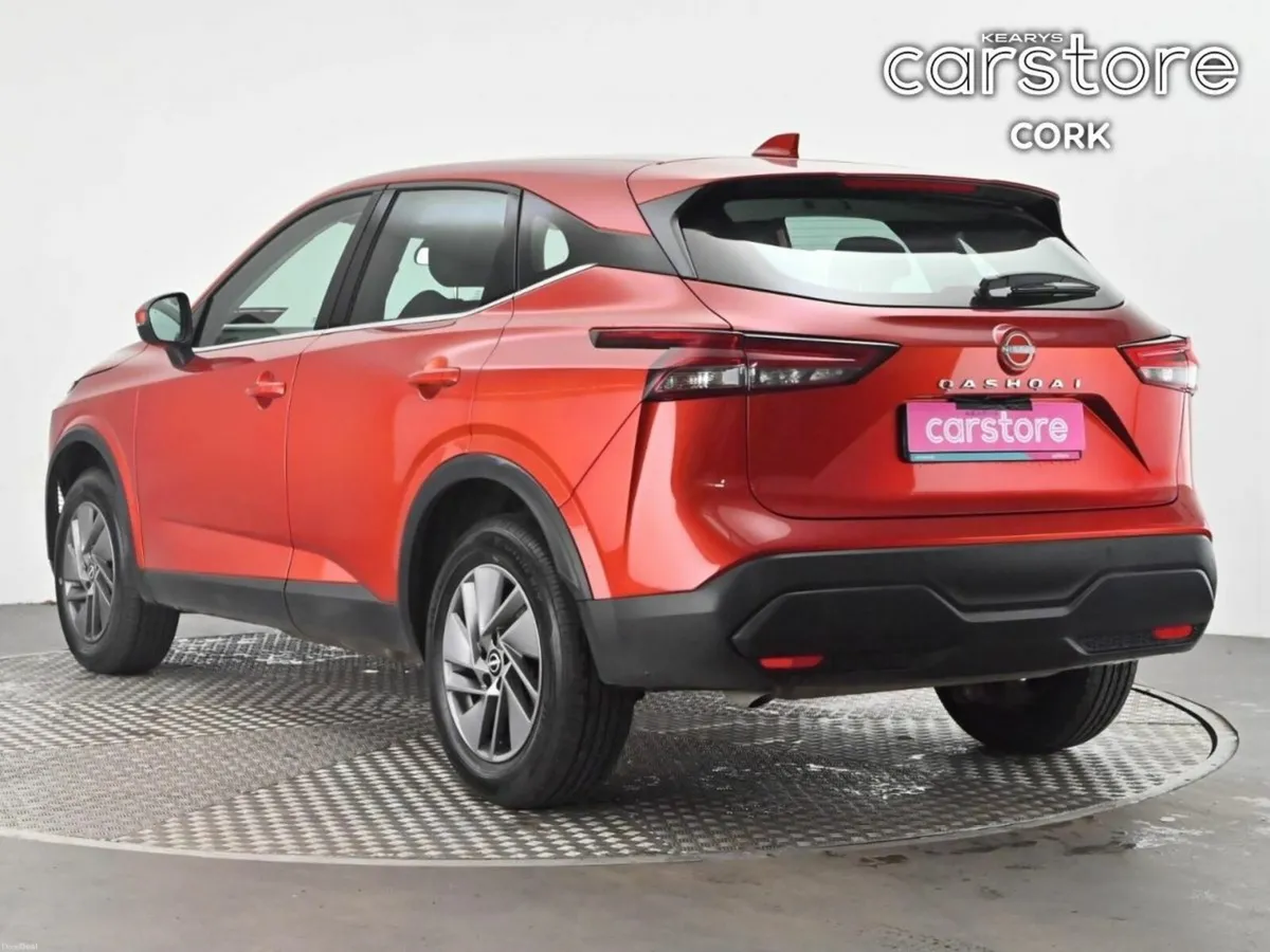 Nissan Qashqai 1.3 PET MILD HYBRID SV - Image 4