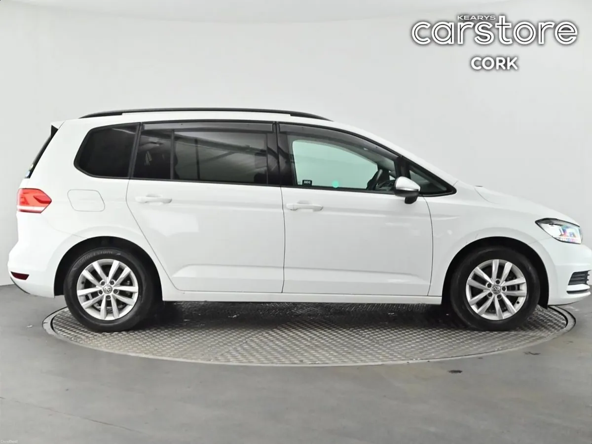 Volkswagen Touran 1.4 Auto - Image 3