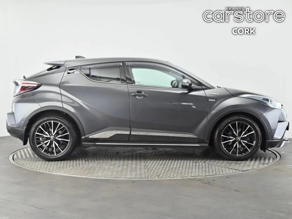 Toyota C-HR 1.8 HYBRID SOL - Image 3