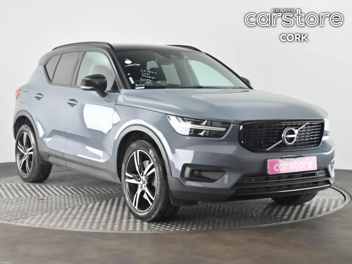 Volvo XC40 Xc40 R-Design T4 Recharge Auto  R-Desig - Image 1