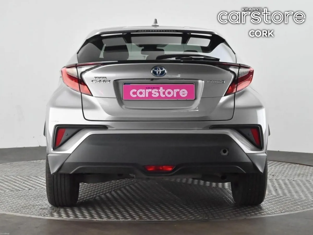 Toyota C-HR 1.8 HYBRID SPORT - Image 4
