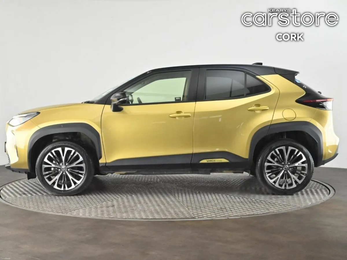 Toyota Yaris Cross 1.5 Hybrid Auto - Image 6
