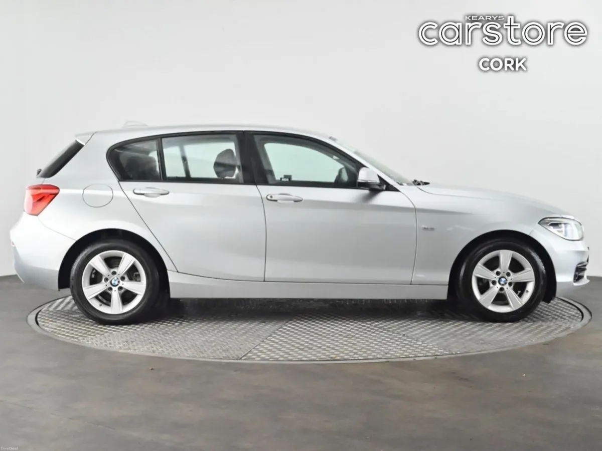 BMW 1-Series 1.5 Auto - Image 3