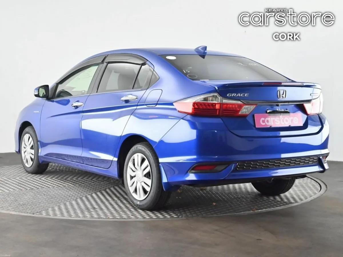 Honda Grace 1.5 Hybrid 4 DR AUTO - Image 4