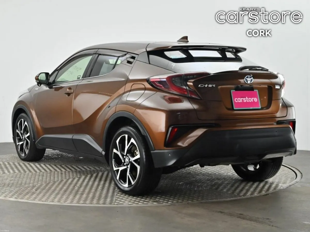 Toyota C-HR 1.8 HYBRID Auto - Image 4
