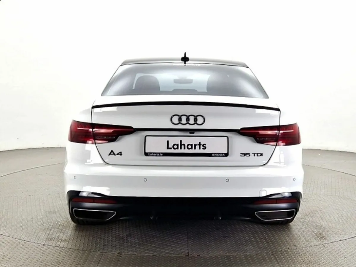 Audi A4 30 TDI 136HP S-LINE BLACK PACK - Image 3