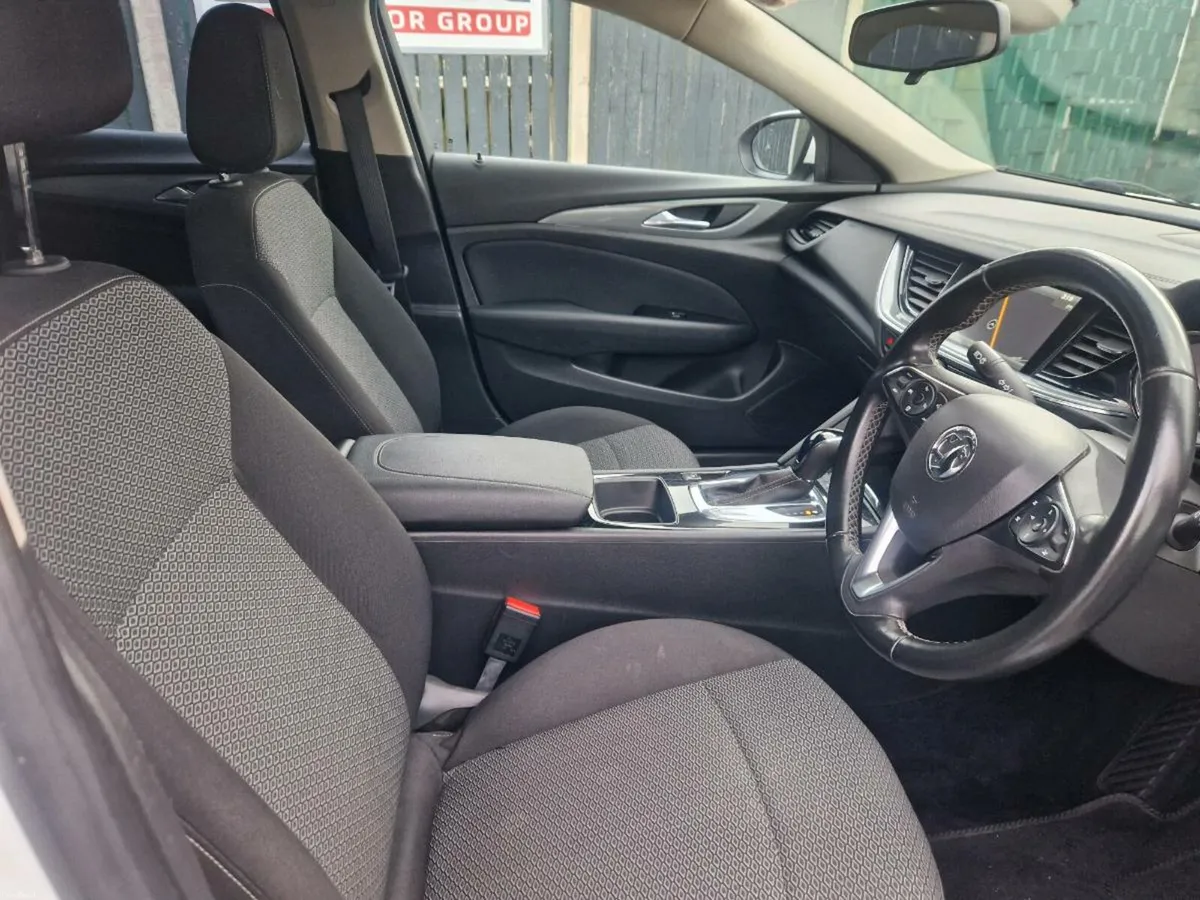 2018 Vauxhall Insignia Design Nav Auto Estate - Image 6