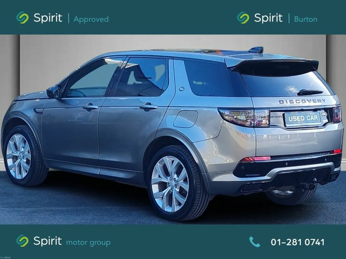 Land Rover Discovery Sport R-DYNAMIC   P300  AWD - Image 2