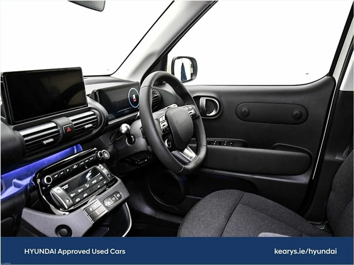 Hyundai INSTER Elegance 49Kw with a range of up to - Image 5