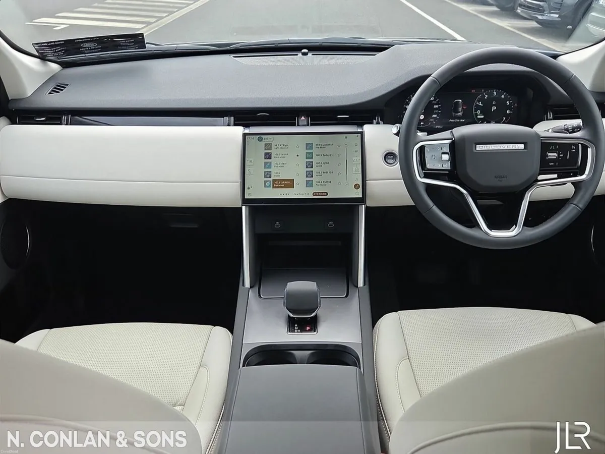 Land Rover Discovery Sport PHEV AWD DYNAMIC S AUTO - Image 4